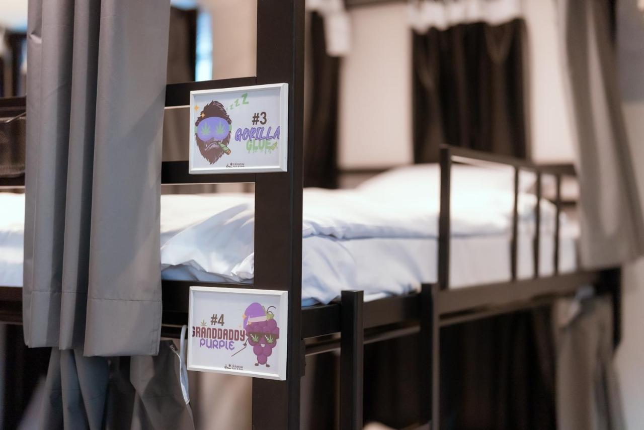 420 Hostel - Ekkamai Buds & Beds กรุงเทพมหานคร ภายนอก รูปภาพ