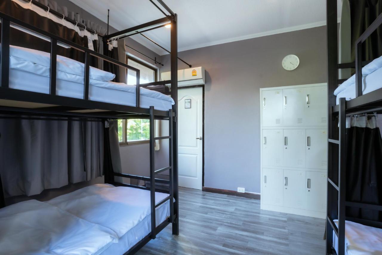 420 Hostel - Ekkamai Buds & Beds กรุงเทพมหานคร ภายนอก รูปภาพ