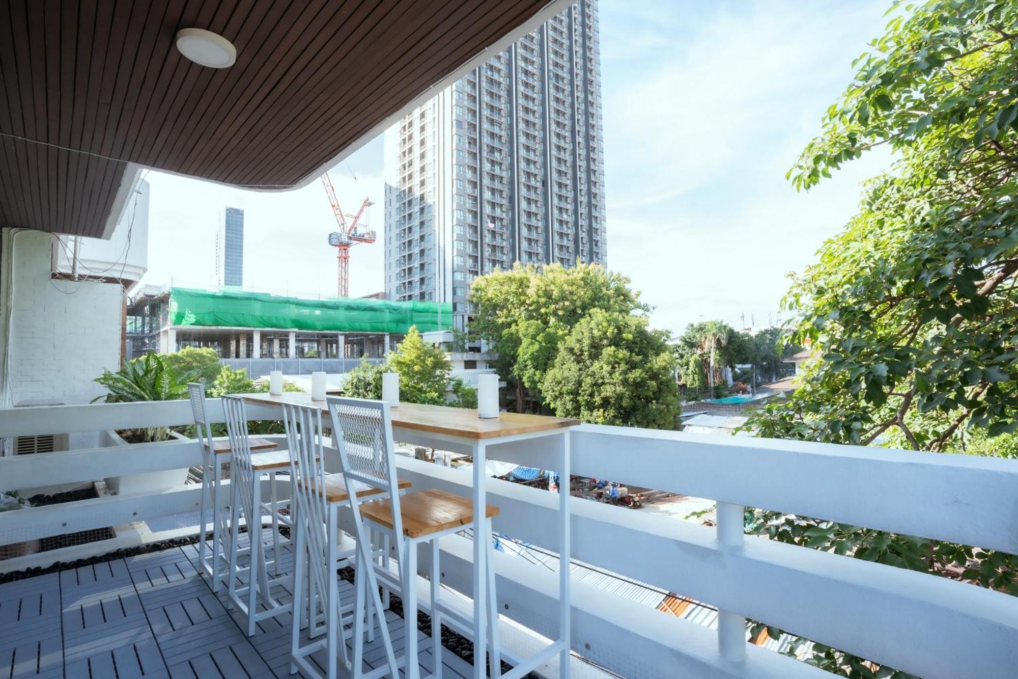 420 Hostel - Ekkamai Buds & Beds กรุงเทพมหานคร ภายนอก รูปภาพ