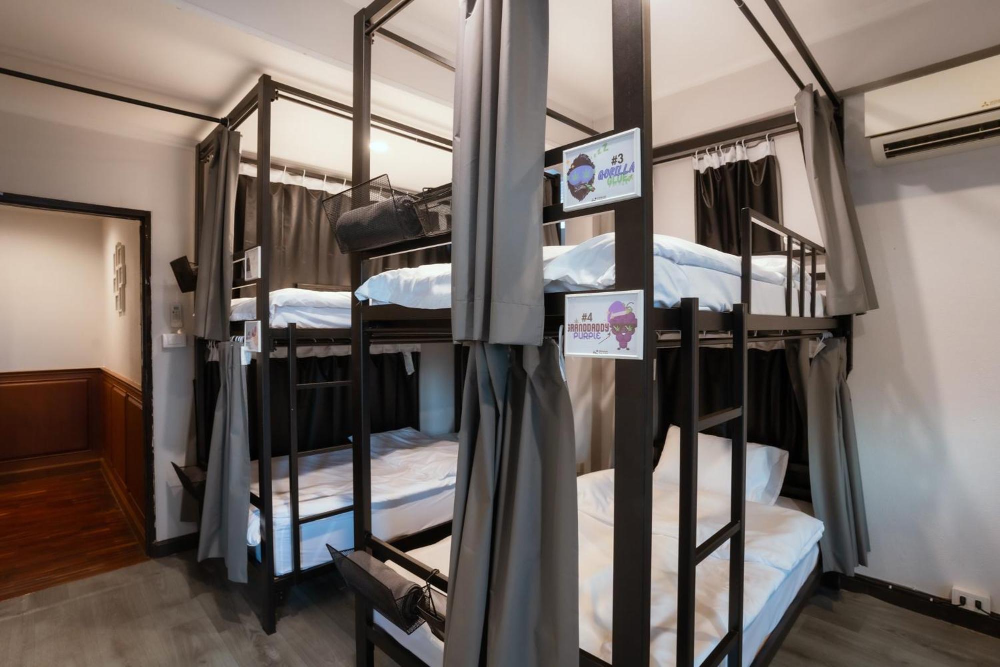 420 Hostel - Ekkamai Buds & Beds กรุงเทพมหานคร ภายนอก รูปภาพ