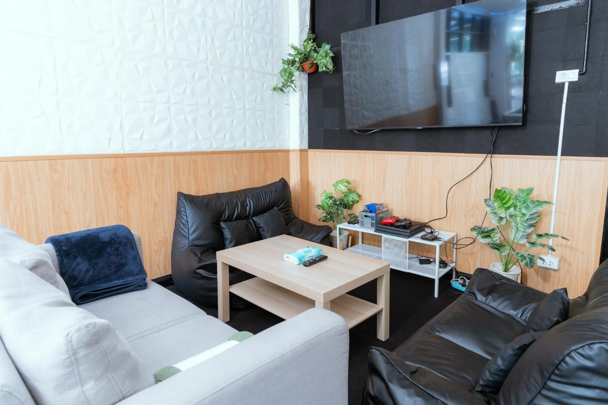 420 Hostel - Ekkamai Buds & Beds กรุงเทพมหานคร ภายนอก รูปภาพ
