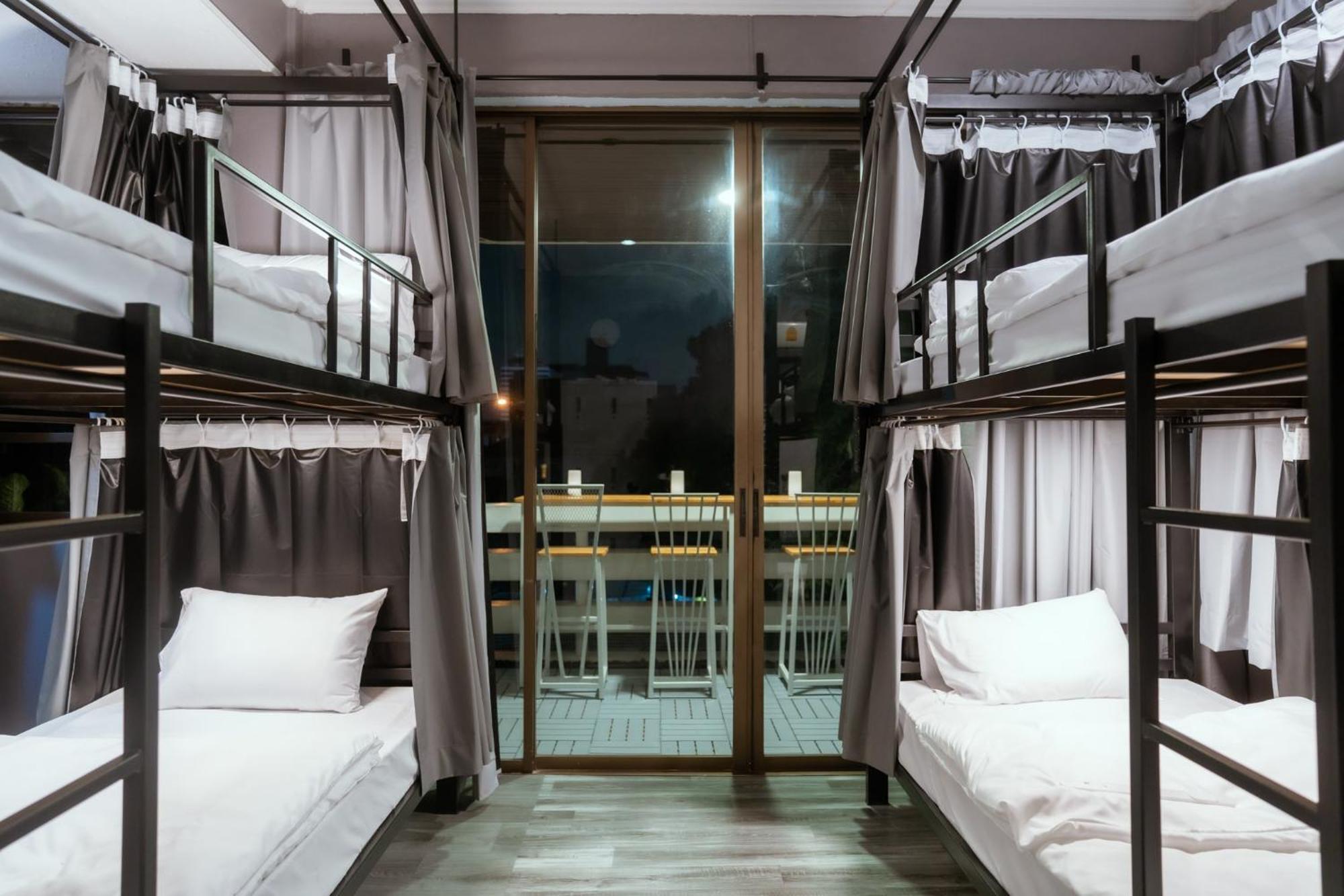 420 Hostel - Ekkamai Buds & Beds กรุงเทพมหานคร ภายนอก รูปภาพ